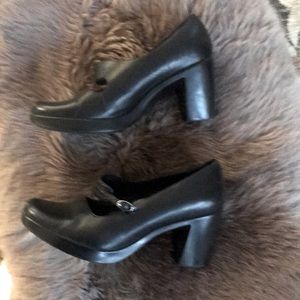 Dansko leather shoes